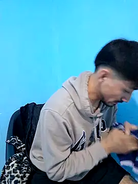 charlesss19 online show from March 21, 7:57 pm