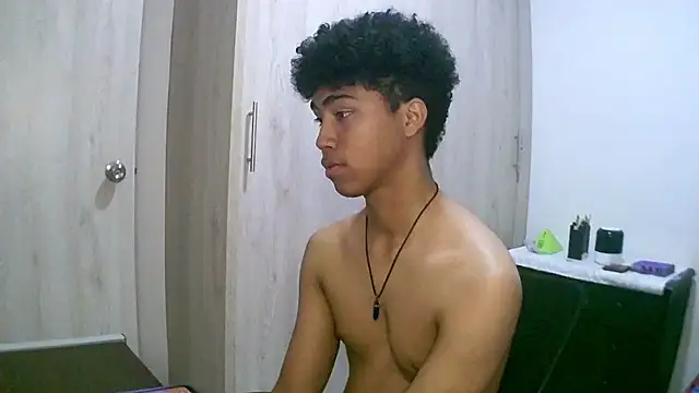 sexy diamante  online show from September 26, 9:52 pm