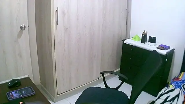 sexy diamante  online show from September 29, 10:47 pm