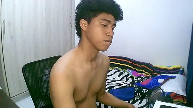 sexy diamante  online show from October 5, 8:29 pm