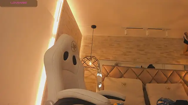 dorothy vegga online show from March 6, 3:57 am