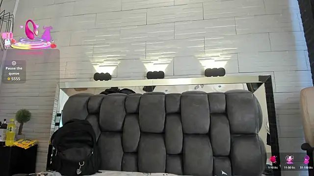 dorothy vegga online show from November 14, 4:33 am