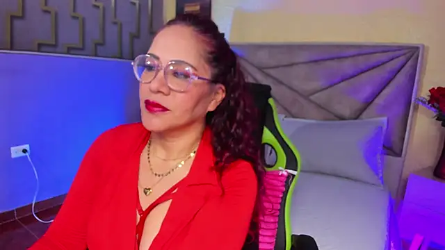 maria paulac online show from September 27, 5:01 am