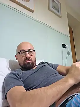 darione 90 online show from December 4, 12:30 am