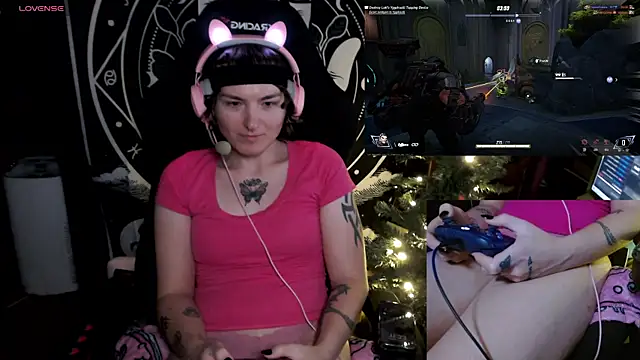 Snapshot of BrandiWRLD_999 chatting on December 22, 5:34 am BrandiWRLD 999 online show from December 22, 5:34 am