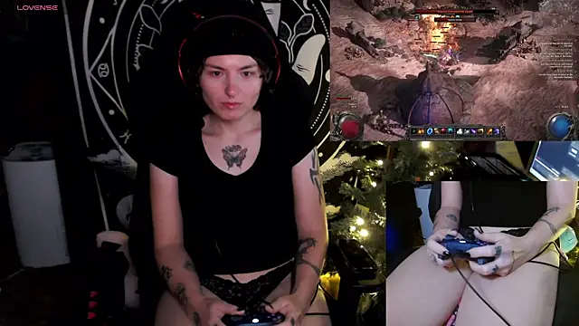 Snapshot of BrandiWRLD_999 chatting on December 26, 7:16 pm BrandiWRLD 999 online show from December 26, 7:16 pm