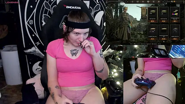 Snapshot of BrandiWRLD_999 chatting on December 31, 12:21 am BrandiWRLD 999 online show from December 31, 12:21 am