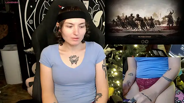 Snapshot of BrandiWRLD_999 chatting on January 1, 7:32 pm BrandiWRLD 999 online show from January 1, 7:32 pm