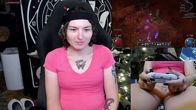 Snapshot of BrandiWRLD_999 chatting on January 7, 7:17 pm BrandiWRLD 999 online show from January 7, 7:17 pm