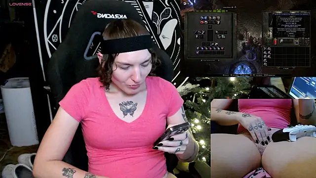 Snapshot of BrandiWRLD_999 chatting on January 8, 3:29 am BrandiWRLD 999 online show from January 8, 3:29 am