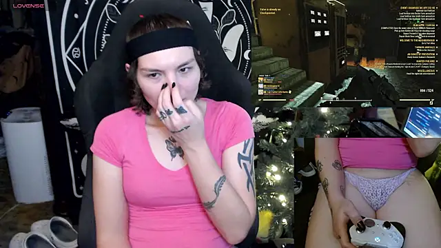 Snapshot of BrandiWRLD_999 chatting on January 9, 3:58 am BrandiWRLD 999 online show from January 9, 3:58 am