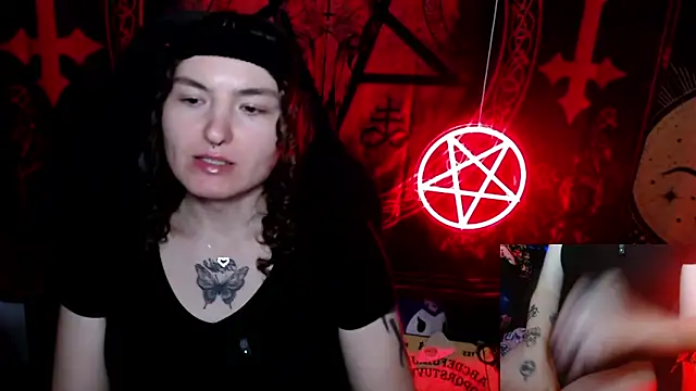 Snapshot of BrandiWRLD_999 chatting on October 9, 7:34 pm BrandiWRLD 999 online show from October 9, 7:34 pm