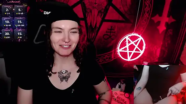 Snapshot of BrandiWRLD_999 chatting on October 24, 6:37 pm BrandiWRLD 999 online show from October 24, 6:37 pm