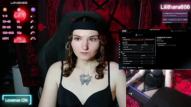 Snapshot of BrandiWRLD_999 chatting on November 14, 11:57 pm BrandiWRLD 999 online show from November 14, 11:57 pm