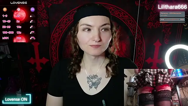 Snapshot of BrandiWRLD_999 chatting on November 19, 8:20 pm BrandiWRLD 999 online show from November 19, 8:20 pm