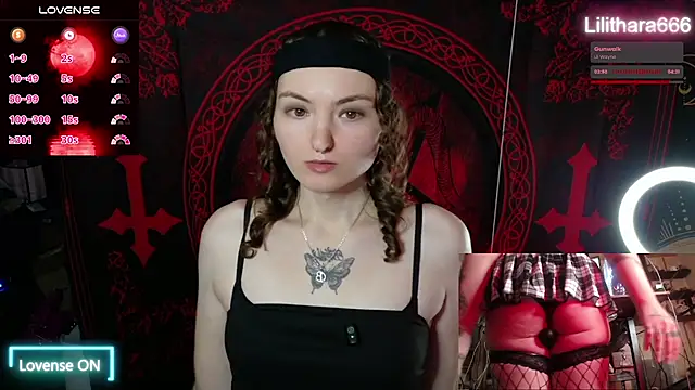 Snapshot of BrandiWRLD_999 chatting on November 23, 7:13 pm BrandiWRLD 999 online show from November 23, 7:13 pm