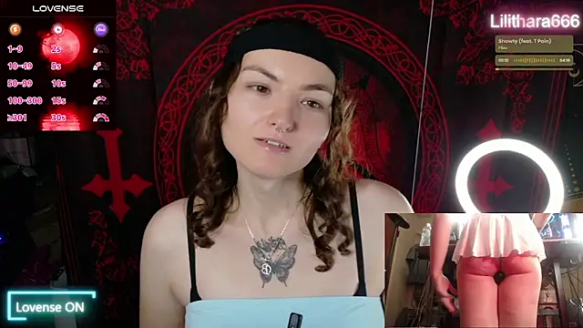 Snapshot of BrandiWRLD_999 chatting on November 27, 3:52 am BrandiWRLD 999 online show from November 27, 3:52 am