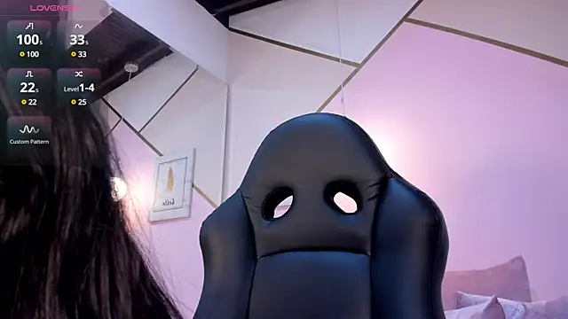 Snapshot of emma_carterr1 chatting on March 12, 9:56 pm emma carterr1 online show from March 12, 9:56 pm