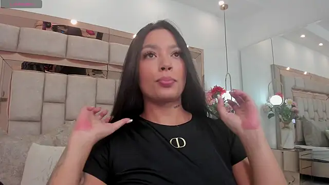 Snapshot of emma_carterr1 chatting on October 2, 5:31 pm emma carterr1 online show from October 2, 5:31 pm