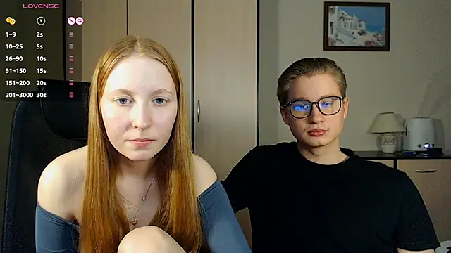 Snapshot of AliceStoneJhonyStone chatting on February 3, 7:21 pm AliceStoneJhonyStone online show from February 3, 7:21 pm