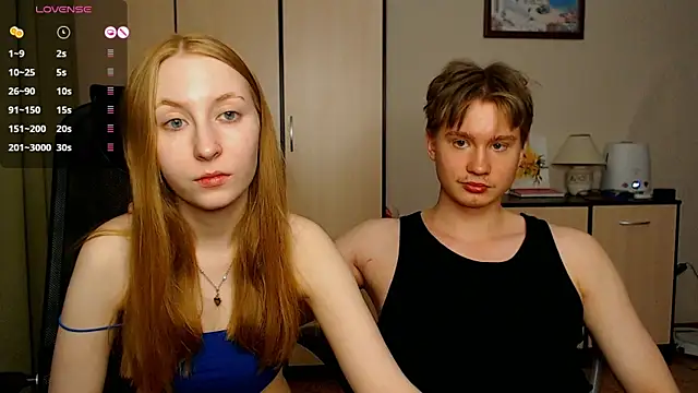 Snapshot of AliceStoneJhonyStone chatting on February 15, 4:12 pm AliceStoneJhonyStone online show from February 15, 4:12 pm