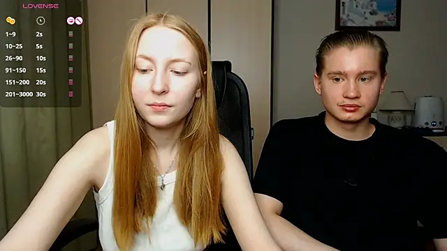 Snapshot of AliceStoneJhonyStone chatting on February 16, 10:10 am AliceStoneJhonyStone online show from February 16, 10:10 am