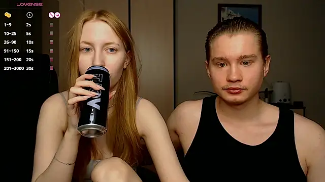 Snapshot of AliceStoneJhonyStone chatting on February 26, 2:14 pm AliceStoneJhonyStone online show from February 26, 2:14 pm