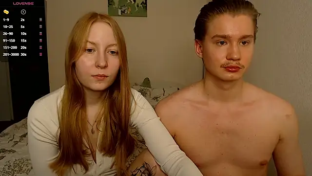 Snapshot of AliceStoneJhonyStone chatting on March 19, 4:13 pm AliceStoneJhonyStone online show from March 19, 4:13 pm