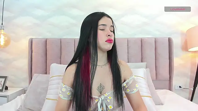 im nika  online show from January 20, 1:32 pm