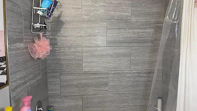 Snapshot of Graciemae_baexx chatting on January 3, 10:08 pm Graciemae baexx online show from January 3, 10:08 pm