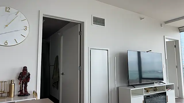 Snapshot of Graciemae_baexx chatting on February 24, 7:09 pm Graciemae baexx online show from February 24, 7:09 pm