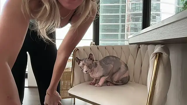 Snapshot of Graciemae_baexx chatting on March 15, 5:04 pm Graciemae baexx online show from March 15, 5:04 pm