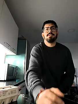 cricrimsBarcelona online show from December 11, 7:20 am