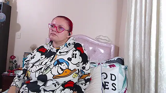 VickyColleman online show from February 23, 10:31 pm