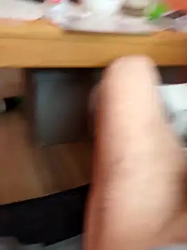 Snapshot of Polish41 chatting on November 8, 10:15 am Polish41 online show from November 8, 10:15 am