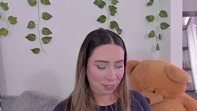 JanneKim online show from October 5, 6:28 pm