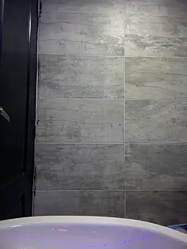 Paloma  LS online show from January 20, 7:35 pm