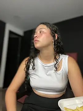 Paloma  LS online show from February 10, 8:21 pm