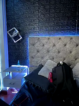 Paloma  LS online show from September 23, 8:01 pm