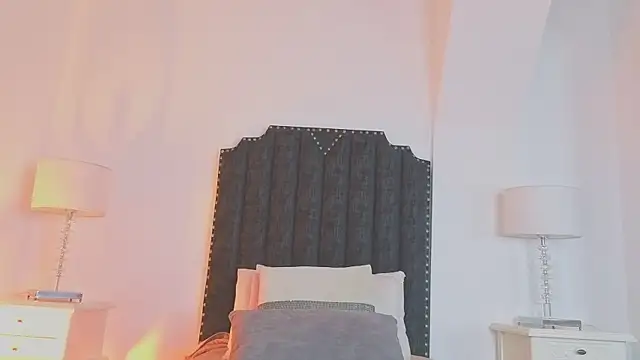 samanta william online show from September 25, 2:59 am