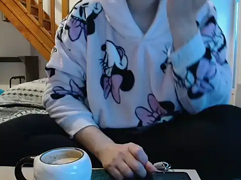 Lauzo21 online show from October 6, 5:38 am