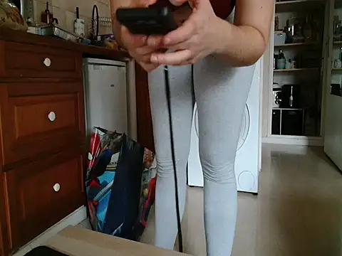 Lauzo21 online show from October 27, 12:53 pm