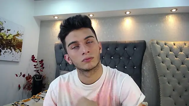 MrWilliseo online show from February 2, 8:08 pm