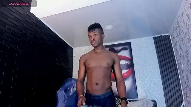 Snapshot of KENDER21_ chatting on March 16, 1:06 pm KENDER21 online show from March 16, 1:06 pm