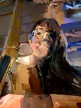 meow girl online show from December 8, 6:06 pm