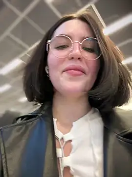 meow girl online show from January 8, 12:15 pm