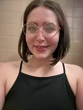 meow girl online show from January 12, 11:17 am