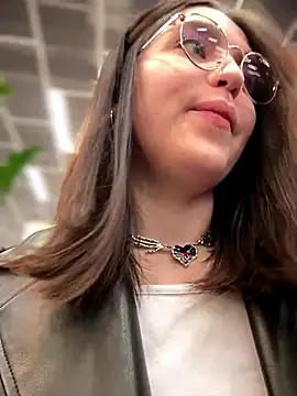 meow girl online show from October 12, 10:03 am