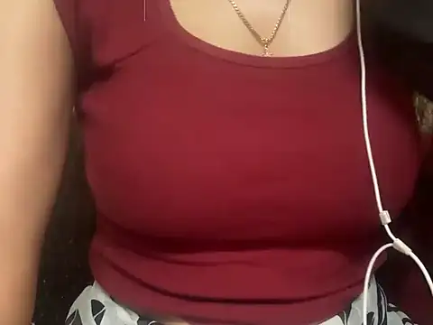  FluffyHxney  online show from December 6, 6:04 am