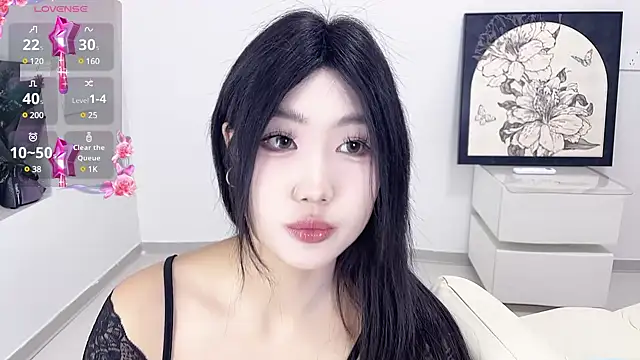 xyebobs online show from December 2, 11:01 am